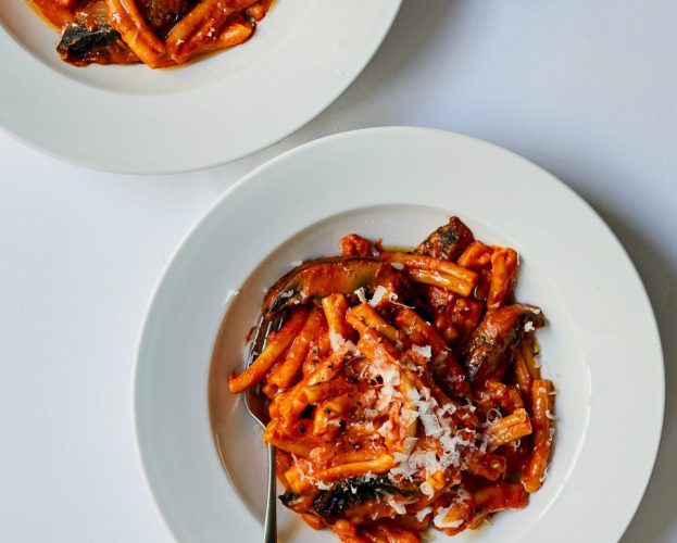Vodka mushroom pasta