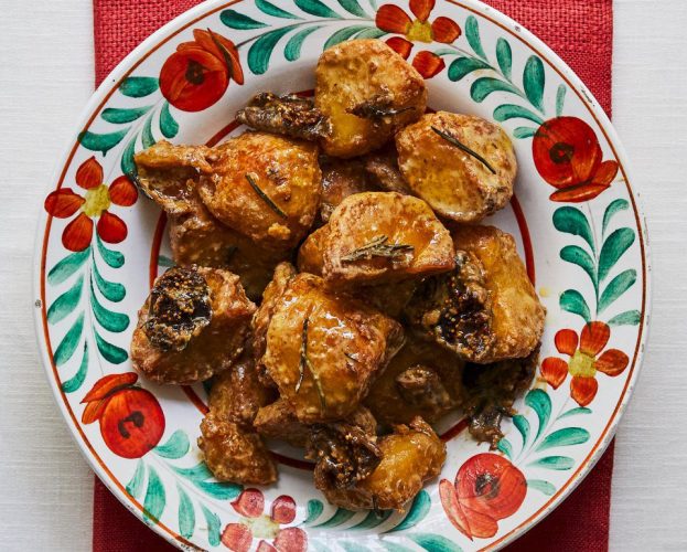 Tahini roast potatoes