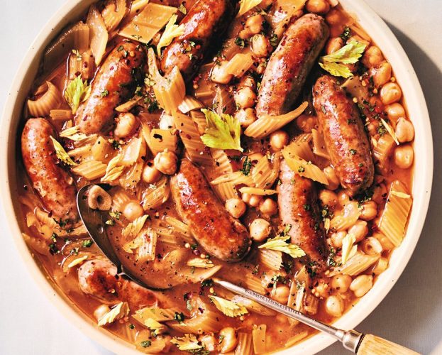 Sausages with braised celery and chickpeas