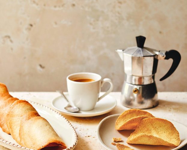 Tegole (almond and hazelnut biscuits)