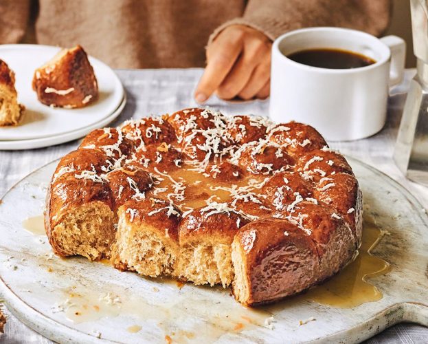 Cardamom,grapefruit, hazelnut and white chocolate tear-and-share buns