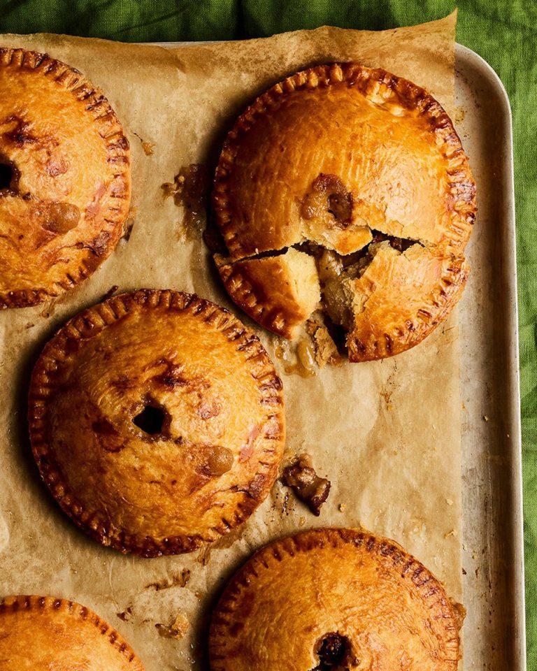 DIngle pies