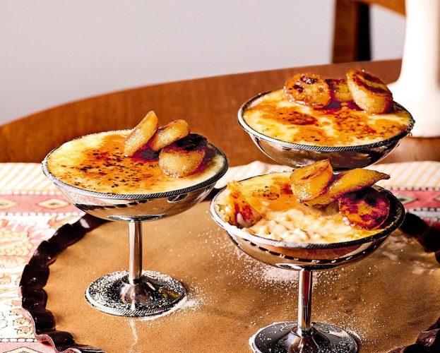 Rice pudding brûlée with caramel bananas