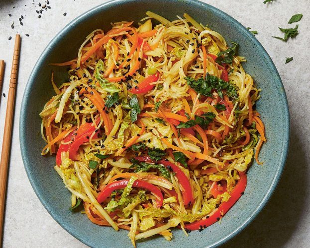 Air fryer Singapore noodles