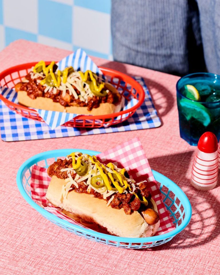 Chili dogs